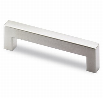 Greep Aosta - edelstaal geborsteld - Lengte 272 mm <br />Per stuk Greep Aosta - edelstaal geborsteld - Lengte 272 mm <br />Per stuk